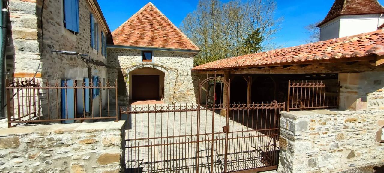 Entre Galets Apartment Sauveterre-de-Bearn Ngoại thất bức ảnh